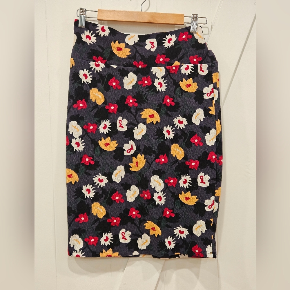 LuLaRoe Pencil Skirt with Bold Floral Design - Black, Red, Yellow
